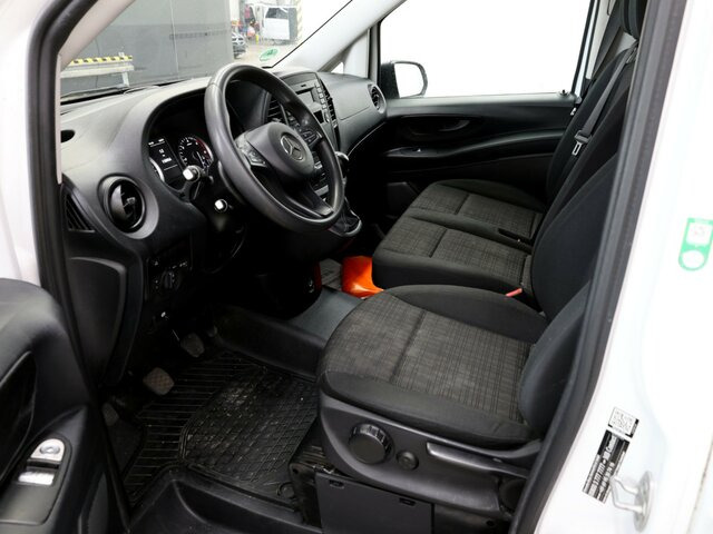 MERCEDES-BENZ Vito114CDI KA lang ,Klima,Sortimo Regalsystem... - Mali kombi: slika 2 MERCEDES-BENZ Vito114CDI KA lang ,Klima,Sortimo Regalsystem... - Mali kombi: slika 2