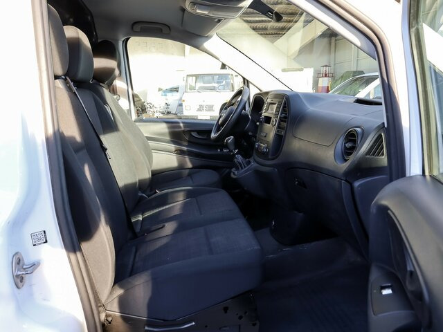 MERCEDES-BENZ Vito114CDI KA lang ,Klima,SortimoRegalsystem... - Mali kombi: slika 5 MERCEDES-BENZ Vito114CDI KA lang ,Klima,SortimoRegalsystem... - Mali kombi: slika 5