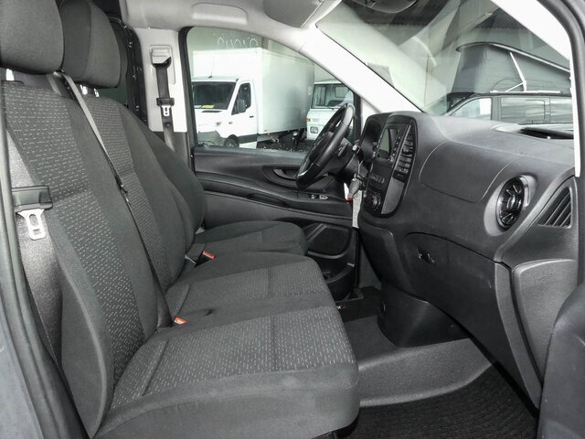 MERCEDES-BENZ Vito116CDI Extralang,Mixto,6Sitze,Automatik - Mali kombi: slika 2 MERCEDES-BENZ Vito116CDI Extralang,Mixto,6Sitze,Automatik - Mali kombi: slika 2