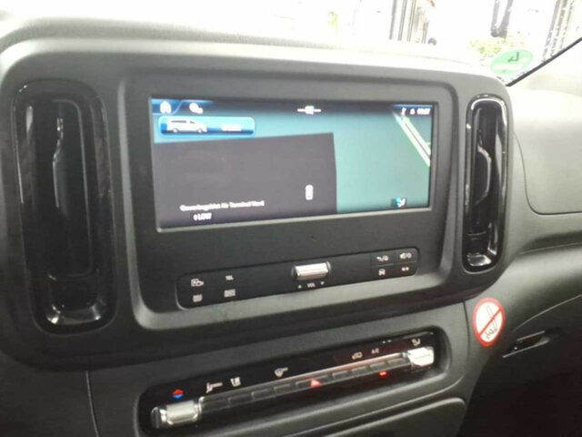 MERCEDES-BENZ Vito116CDI KA Extralang,Automatik,Klima,Kamera - Mali kombi: slika 3 MERCEDES-BENZ Vito116CDI KA Extralang,Automatik,Klima,Kamera - Mali kombi: slika 3