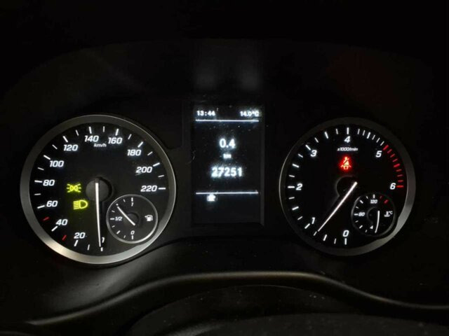 MERCEDES-BENZ Vito116CDI KA lang,Kamera,Klima,Tempomat... - Mali kombi: slika 5 MERCEDES-BENZ Vito116CDI KA lang,Kamera,Klima,Tempomat... - Mali kombi: slika 5