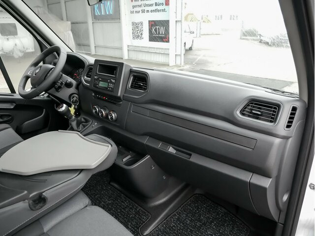 RENAULT Master Pritsche L4,3,5To,4200mm Ladefläche - Dostavno vozilo s ravnom platformom: slika 2 RENAULT Master Pritsche L4,3,5To,4200mm Ladefläche - Dostavno vozilo s ravnom platformom: slika 2