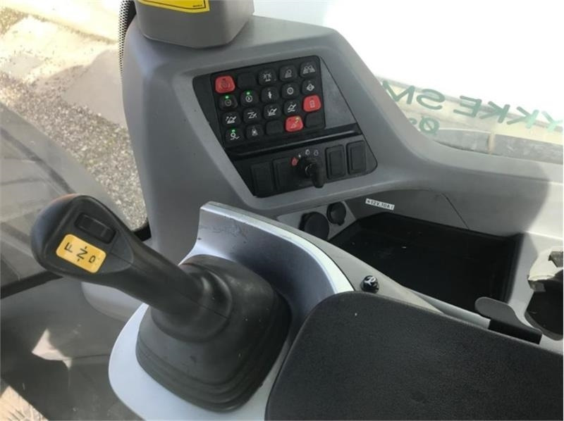 New Holland W190D - Utovarivač točkaš: slika 4 New Holland W190D - Utovarivač točkaš: slika 4