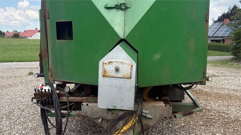 Pomi Renovo 10m3 Pomi - Poljoprivredna mašina: slika 4 Pomi Renovo 10m3 Pomi - Poljoprivredna mašina: slika 4