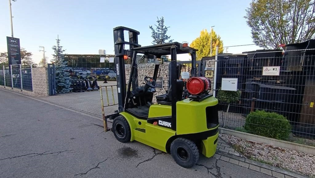 Gasni viljuškar Clark CGP 25 Duplex, hydr. Seitenschieber, Hubhöhe 4,15: slika 20