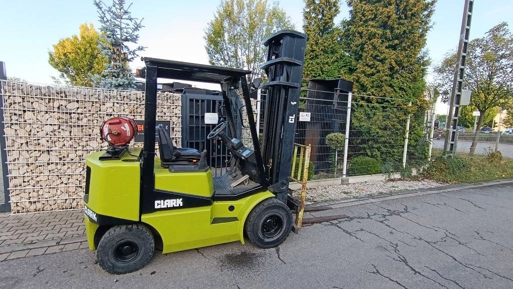 Gasni viljuškar Clark CGP 25 Duplex, hydr. Seitenschieber, Hubhöhe 4,15: slika 6