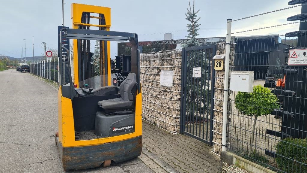 Jungheinrich ETV 216, Triplex, 6,9 m Hubhöhe, Hubkraft 1.600 kg  - Regalni viljuškar: slika 5 Jungheinrich ETV 216, Triplex, 6,9 m Hubhöhe, Hubkraft 1.600 kg  - Regalni viljuškar: slika 5