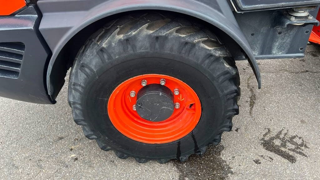 Utovarivač točkaš Kubota R 065, Radlader, hydr. Schnellwechsler, Schaufel: slika 14