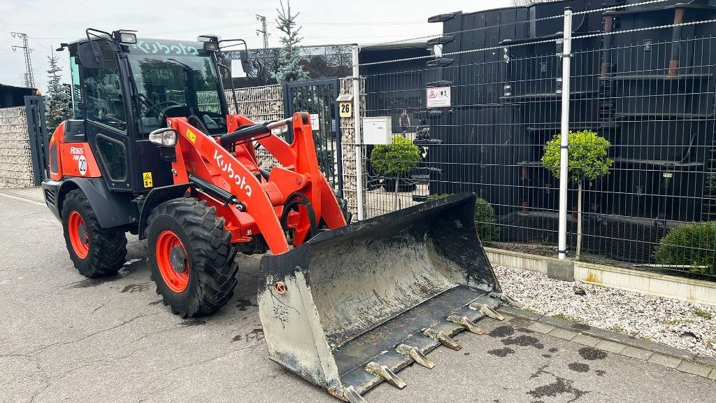 Utovarivač točkaš Kubota R 065, Radlader, hydr. Schnellwechsler, Schaufel: slika 10