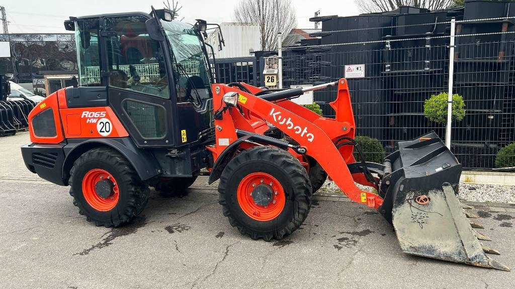 Kubota R 065, Radlader, hydr. Schnellwechsler, Schaufel - Utovarivač točkaš: slika 1 Kubota R 065, Radlader, hydr. Schnellwechsler, Schaufel - Utovarivač točkaš: slika 1