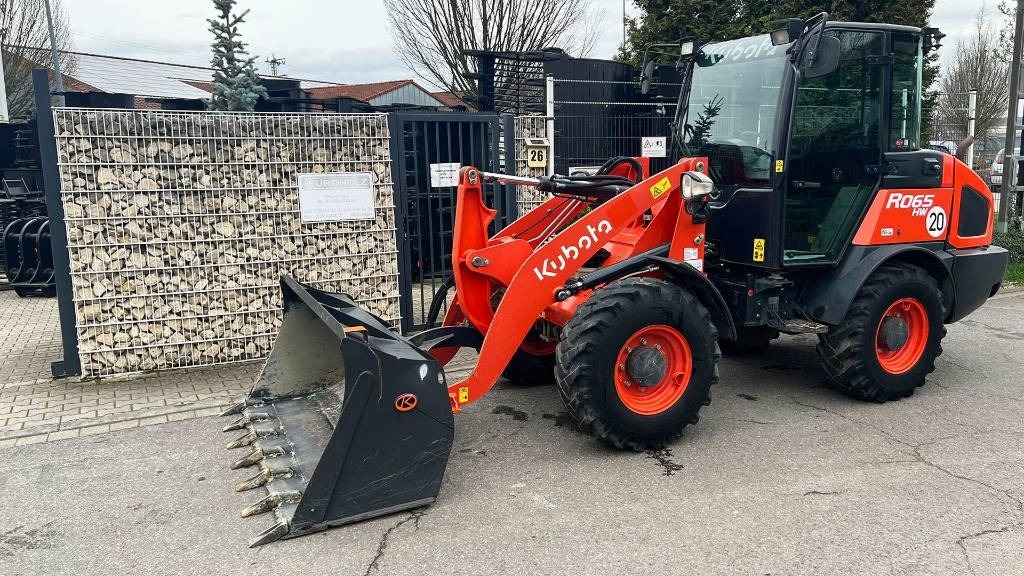 Kubota R 065, Radlader, hydr. Schnellwechsler, Schaufel - Utovarivač točkaš: slika 4 Kubota R 065, Radlader, hydr. Schnellwechsler, Schaufel - Utovarivač točkaš: slika 4