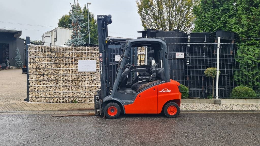 Dizel viljuškar Linde H 20 D, Triplex, Seitenschieber, Positionierer: slika 14