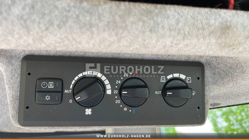 Utovarivač točkaš Volvo L 120 G mit Klima und SW, Reifen und Schaufel Neu: slika 12 Utovarivač točkaš Volvo L 120 G mit Klima und SW, Reifen und Schaufel Neu: slika 12