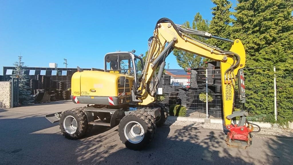Wacker Neuson 9503 Bagger Powertilt, SW Martin, Verstellausleger - Bager točkaš: slika 2 Wacker Neuson 9503 Bagger Powertilt, SW Martin, Verstellausleger - Bager točkaš: slika 2