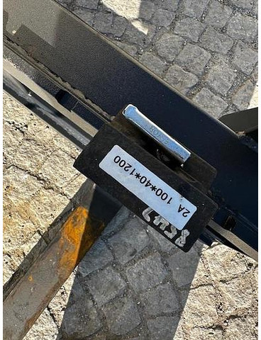 Big Palettengabel 120cm mit Liebherr 506 Aufnahme - Viljuška za Oprema za rukovanje materijalima: slika 5 Big Palettengabel 120cm mit Liebherr 506 Aufnahme - Viljuška za Oprema za rukovanje materijalima: slika 5
