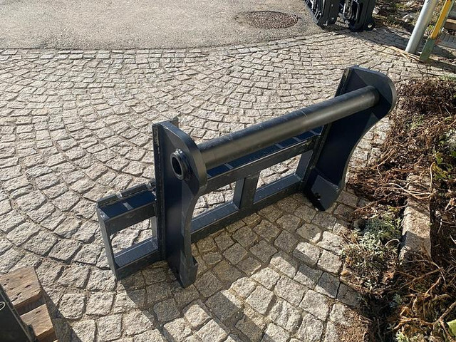 Big Palettengabel 2 t mit Bobcat Teleskoplader Aufnahme - Viljuška za Oprema za rukovanje materijalima: slika 2 Big Palettengabel 2 t mit Bobcat Teleskoplader Aufnahme - Viljuška za Oprema za rukovanje materijalima: slika 2