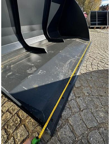 Big Volumenschaufel 250 cm mit Atlas Aufnahme - Kašika: slika 2 Big Volumenschaufel 250 cm mit Atlas Aufnahme - Kašika: slika 2
