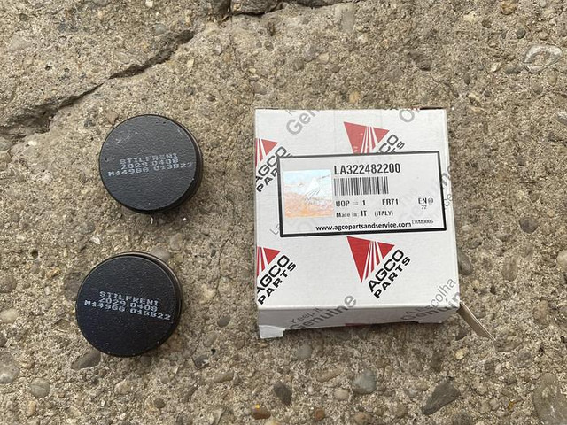 Bremsplatte LA322482200 passend zu Fendt - Kombinovani kombajn: slika 1 Bremsplatte LA322482200 passend zu Fendt - Kombinovani kombajn: slika 1