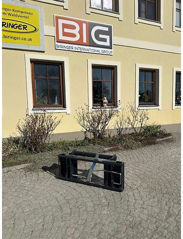 Big Manitou Adapter mit Euro Aufnahme - Dodatak: slika 1 Big Manitou Adapter mit Euro Aufnahme - Dodatak: slika 1