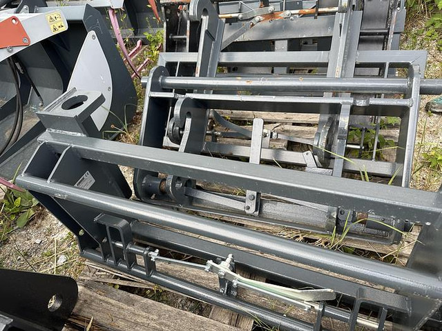 Sonarol John Deere Adapter pass. zu Euro Aufnahme - Dodatak: slika 1 Sonarol John Deere Adapter pass. zu Euro Aufnahme - Dodatak: slika 1