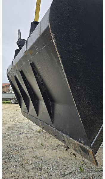 Volumenschaufel 240 cm passend zu Bobcat Teleskoplader Aufnahme - Kašika: slika 2 Volumenschaufel 240 cm passend zu Bobcat Teleskoplader Aufnahme - Kašika: slika 2