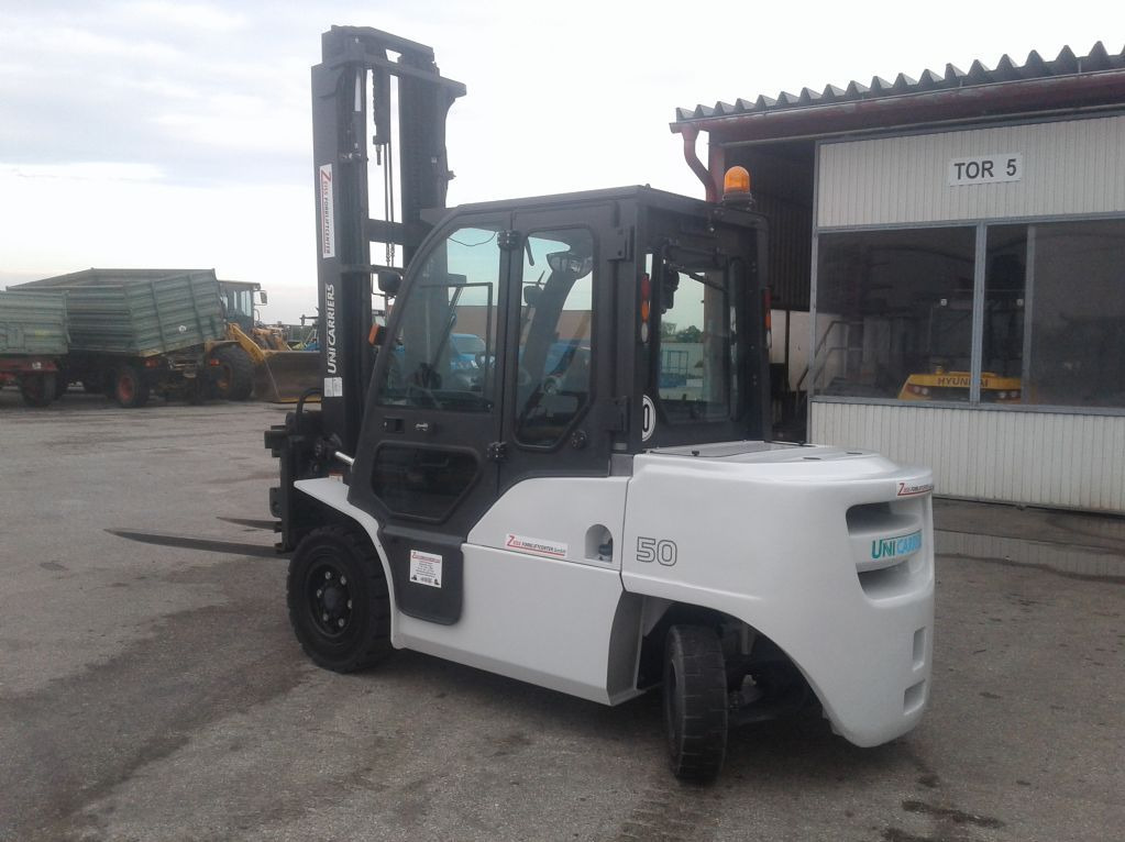 UniCarriers DG1F4A50Q - Dizel viljuškar: slika 3 UniCarriers DG1F4A50Q - Dizel viljuškar: slika 3