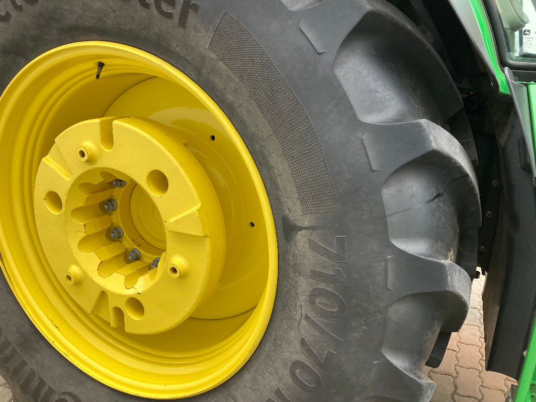 John Deere 6195R - Traktor: slika 2 John Deere 6195R - Traktor: slika 2