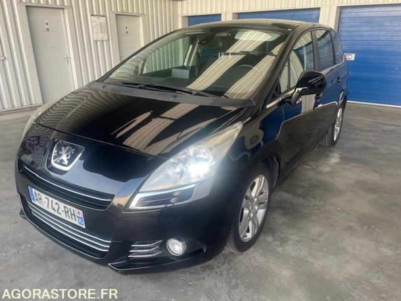 5008 PREMIUM 1.6 HDI 110cv 5 PLACES. 05/2010 . 255500 km - Automobil: slika 1 5008 PREMIUM 1.6 HDI 110cv 5 PLACES. 05/2010 . 255500 km - Automobil: slika 1