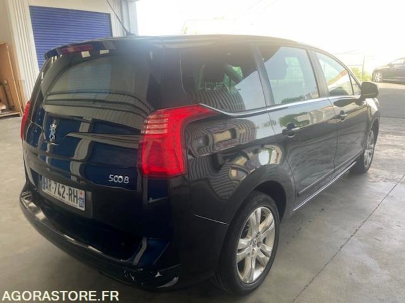 5008 PREMIUM 1.6 HDI 110cv 5 PLACES. 05/2010 . 255500 km - Automobil: slika 3 5008 PREMIUM 1.6 HDI 110cv 5 PLACES. 05/2010 . 255500 km - Automobil: slika 3