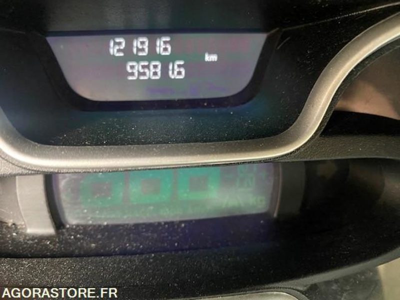 AMBULANCE FIAT TALENTO L1H1 120 CV - 2019 - 121 000km - Vozilo hitne pomoći: slika 5 AMBULANCE FIAT TALENTO L1H1 120 CV - 2019 - 121 000km - Vozilo hitne pomoći: slika 5