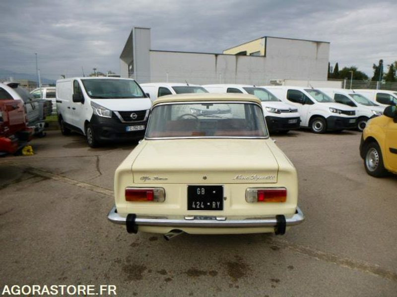 Automobil Alfa Romeo Giulia - 1976 - 92500km - COLLECTION - Livret d'origine: slika 11
