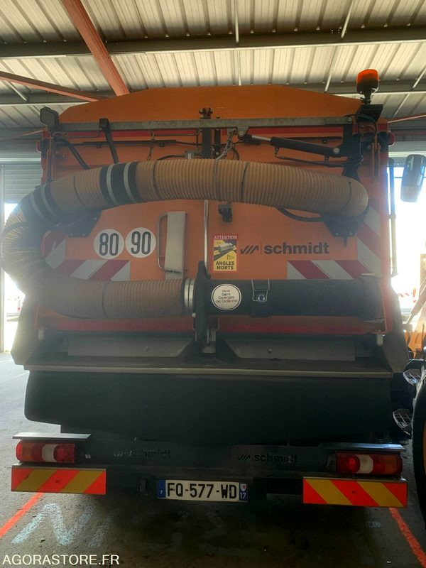 BALAYEUSE COMPOSÉ D'UN PORTEUR MERCEDES ET D'UN SYSTÈME DE BALAYAGE SCHMIDT - Autočistilica: slika 5 BALAYEUSE COMPOSÉ D'UN PORTEUR MERCEDES ET D'UN SYSTÈME DE BALAYAGE SCHMIDT - Autočistilica: slika 5