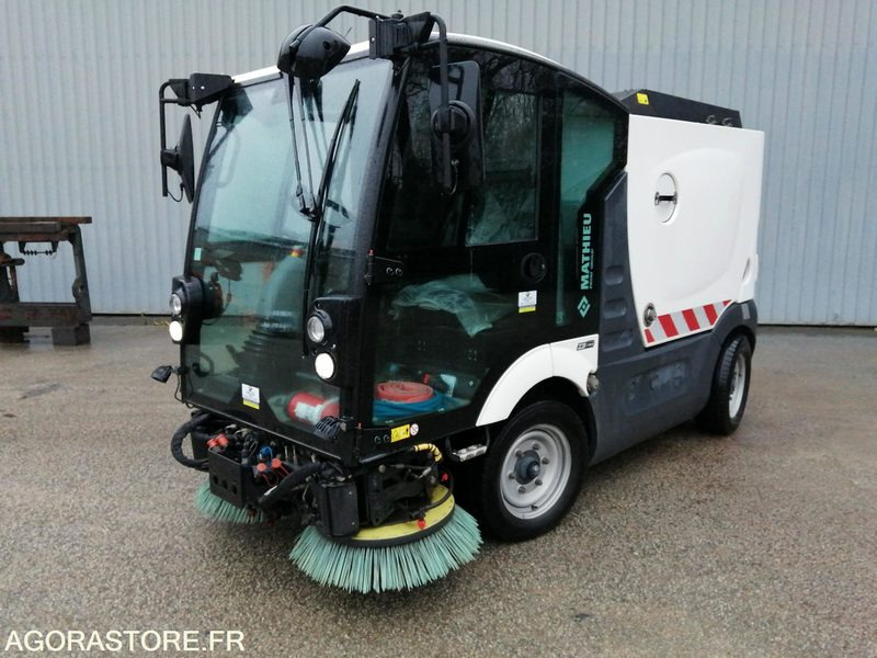 BALAYEUSE - MATHIEU - AZURA FLEX - 2020 / 4222 HEURES - Autočistilica: slika 3 BALAYEUSE - MATHIEU - AZURA FLEX - 2020 / 4222 HEURES - Autočistilica: slika 3