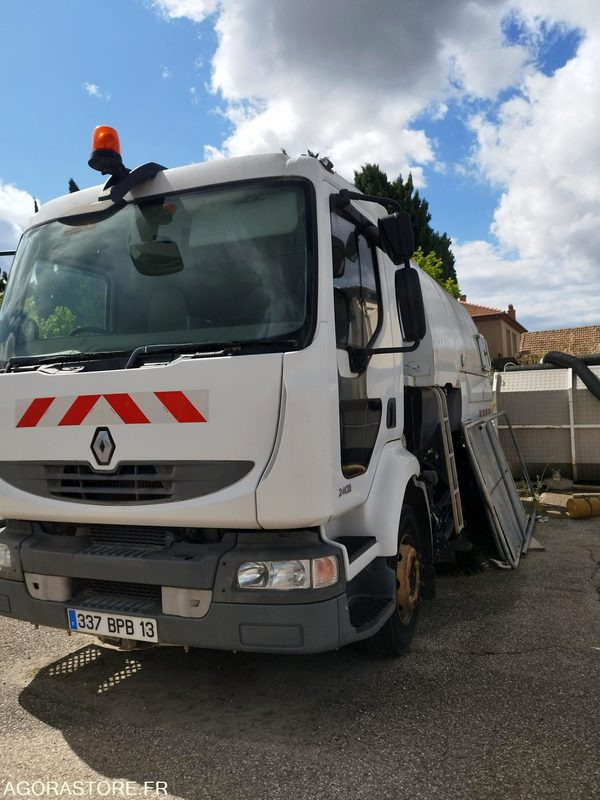 BALAYEUSE POIDS LOURD EN PANNE !! - Autočistilica: slika 3 BALAYEUSE POIDS LOURD EN PANNE !! - Autočistilica: slika 3