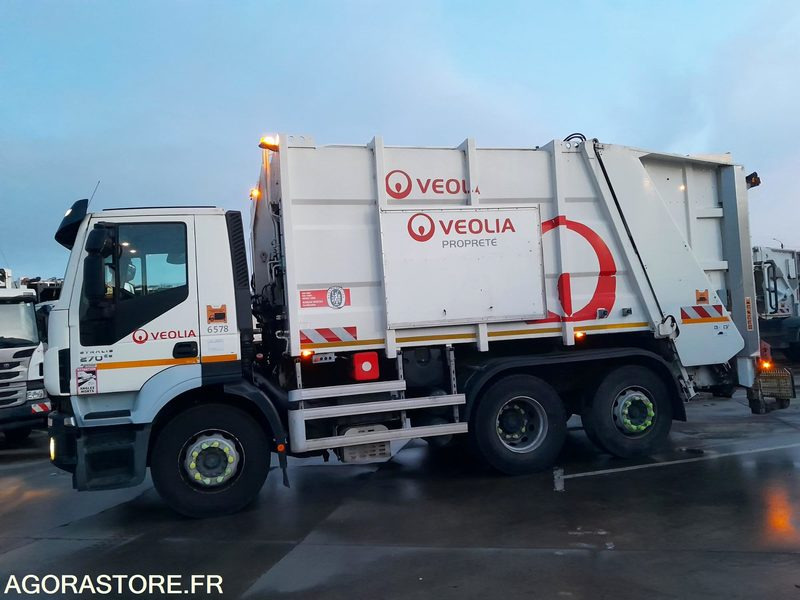 BOM 26T GNC IVECO - 2016 / 84090 KM (6578- VPIDF -66ICAM571X) - Kamion za smeće: slika 2 BOM 26T GNC IVECO - 2016 / 84090 KM (6578- VPIDF -66ICAM571X) - Kamion za smeće: slika 2