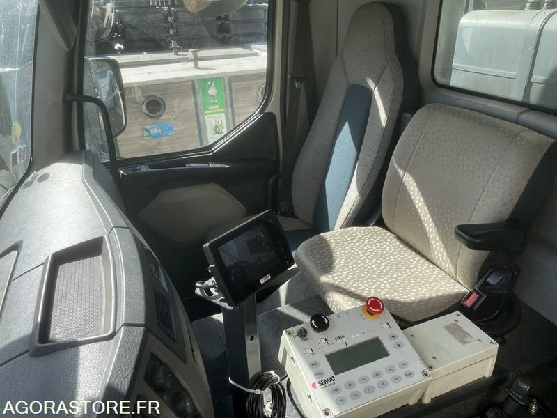 BOM 26T avec LC auto 851 - Kamion za smeće: slika 4 BOM 26T avec LC auto 851 - Kamion za smeće: slika 4