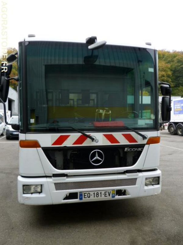 BOM ECONIC MERCEDES CABINE TYPE BUS 2007 4 places 247550kms - Kamion za smeće: slika 3 BOM ECONIC MERCEDES CABINE TYPE BUS 2007 4 places 247550kms - Kamion za smeće: slika 3