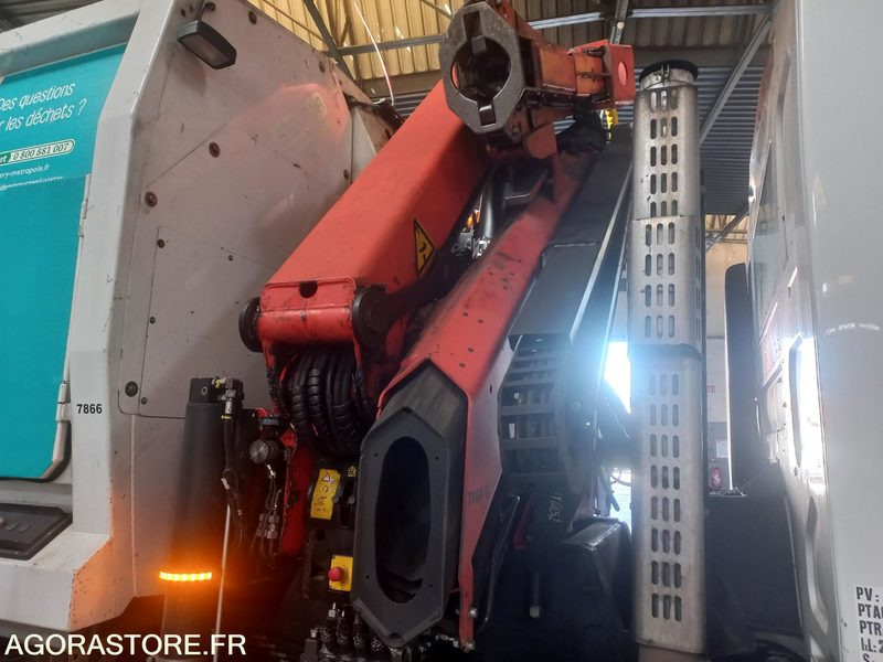 BOM GRUE Renault PREMIUM 26T / benne Geesinknorba grue Palfinger (ref. BT66) - Kamion za smeće: slika 5 BOM GRUE Renault PREMIUM 26T / benne Geesinknorba grue Palfinger (ref. BT66) - Kamion za smeće: slika 5