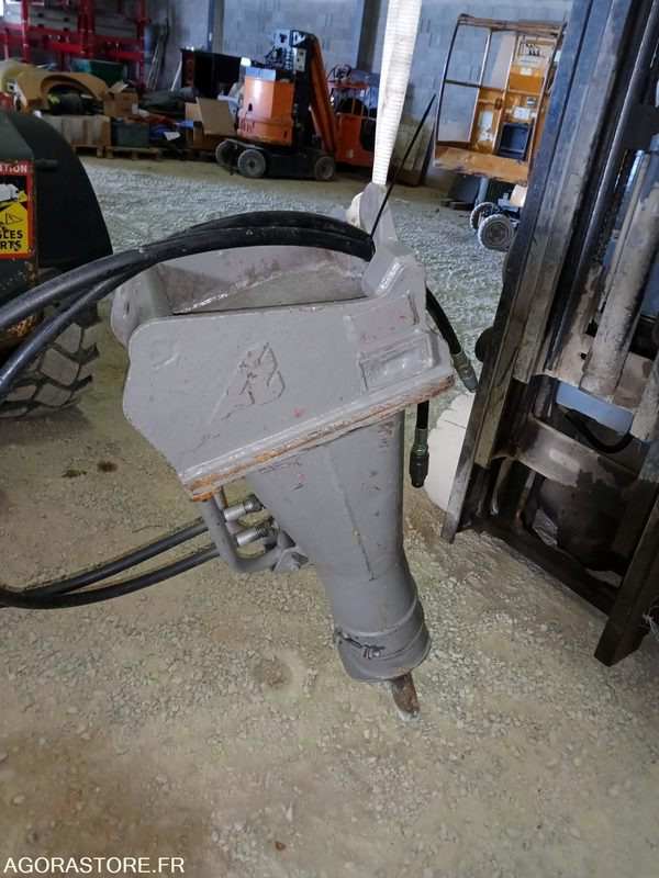 BRH MONTABERT SC16 Arden QA10 - Hidraulični čekić: slika 3 BRH MONTABERT SC16 Arden QA10 - Hidraulični čekić: slika 3