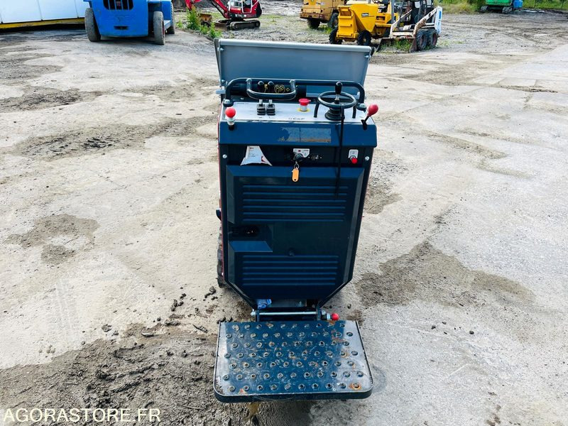 BROUETTE SUR CHENILLES AUTOCHARGEUSE C&F T70.1.1SL - 2022 NEUVE MODELE DE DEMO - Mini kiper: slika 5 BROUETTE SUR CHENILLES AUTOCHARGEUSE C&F T70.1.1SL - 2022 NEUVE MODELE DE DEMO - Mini kiper: slika 5