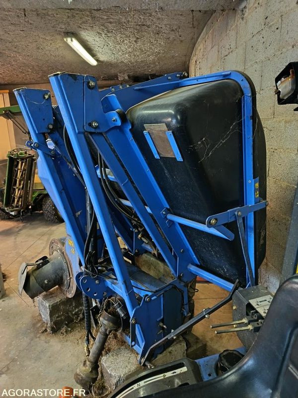 Bac de ramassage ISEKI - Baštenska oprema: slika 4 Bac de ramassage ISEKI - Baštenska oprema: slika 4