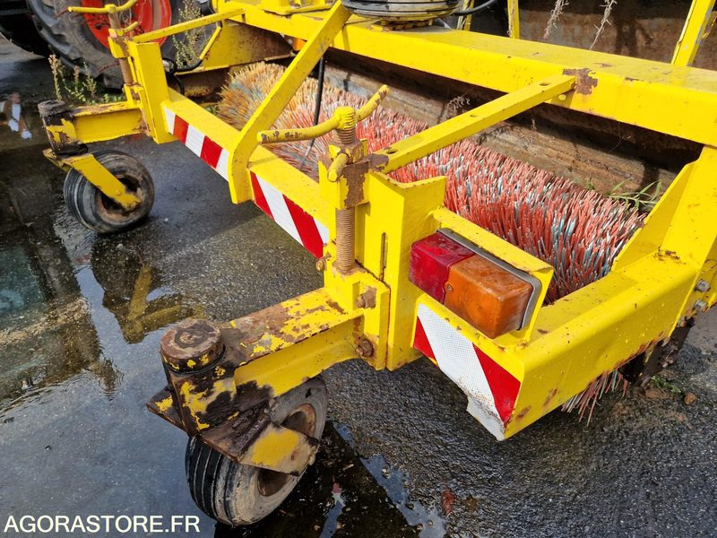 Balayeuse Mathieu 7239S - 1967 - Autočistilica: slika 5 Balayeuse Mathieu 7239S - 1967 - Autočistilica: slika 5