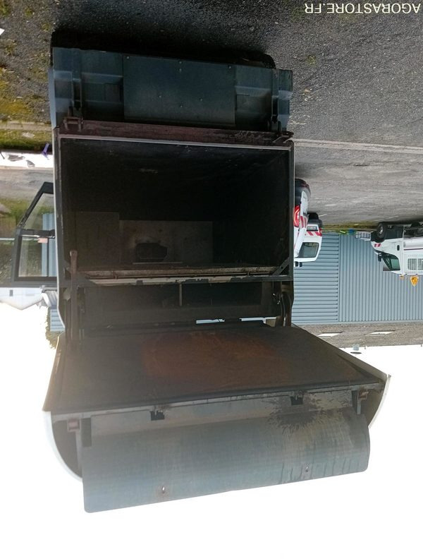 Balayeuse RAVO 540 XL + 3ème balai - Autočistilica: slika 5 Balayeuse RAVO 540 XL + 3ème balai - Autočistilica: slika 5