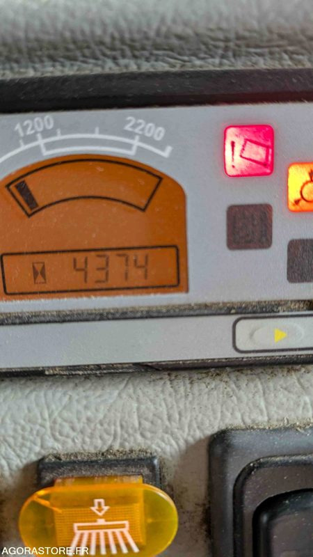 Balayeuse de voirie - Autočistilica: slika 5 Balayeuse de voirie - Autočistilica: slika 5