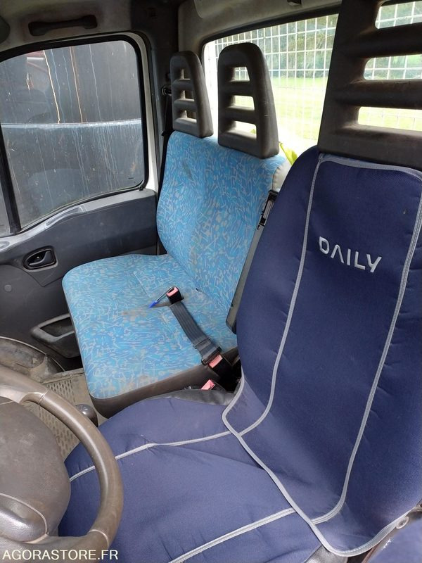 CAMION BENNE IVECO - EY413YY - 142000km - Dostavno vozilo kiper: slika 5 CAMION BENNE IVECO - EY413YY - 142000km - Dostavno vozilo kiper: slika 5