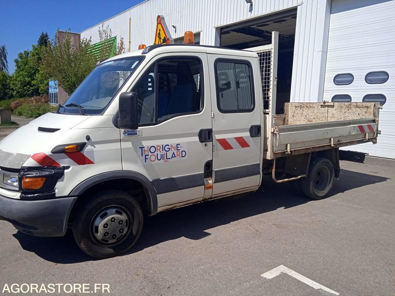 CAMION IVECO BENNE - Furgon: slika 1 CAMION IVECO BENNE - Furgon: slika 1