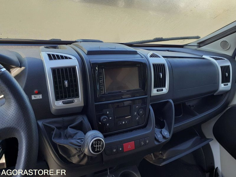 CAMPING CAR FIAT DUCATO 2.3JTD - 2019 - 12622KMS - Automobil: slika 5 CAMPING CAR FIAT DUCATO 2.3JTD - 2019 - 12622KMS - Automobil: slika 5