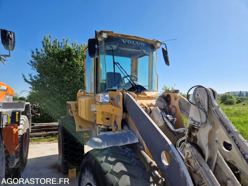 CHARGEUSE VOLVO L60E - 2005 / 6 670 HEURES - Utovarivač: slika 5 CHARGEUSE VOLVO L60E - 2005 / 6 670 HEURES - Utovarivač: slika 5