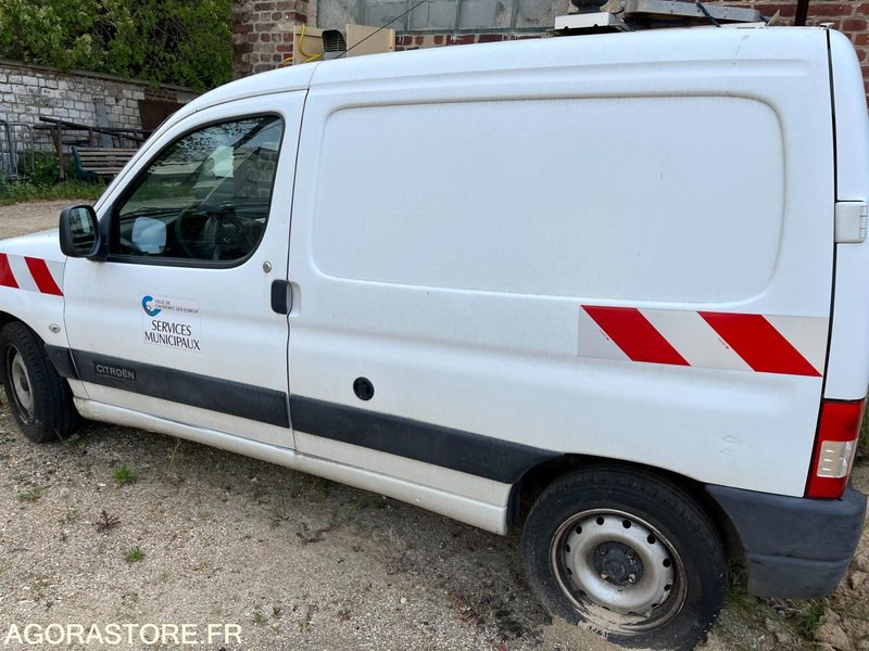 CITROEN BERLINGO 177285 kms 2009 - Mali kombi: slika 1 CITROEN BERLINGO 177285 kms 2009 - Mali kombi: slika 1