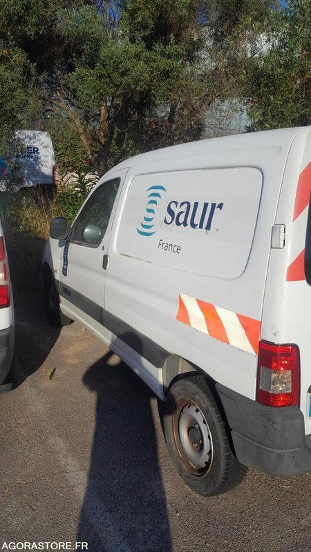 CITROEN BERLINGO BC058ZE // 2010 NON ROULANT // ETAT INCONNU - Mali kombi: slika 4 CITROEN BERLINGO BC058ZE // 2010 NON ROULANT // ETAT INCONNU - Mali kombi: slika 4